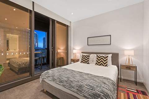 Sanctuary Apartments - Prima Pearl - Accommodation Mermaid Beach 2
