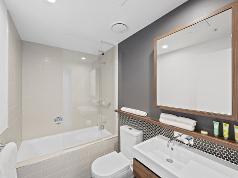 Lucid Living Brisbane - Accommodation Mermaid Beach 4