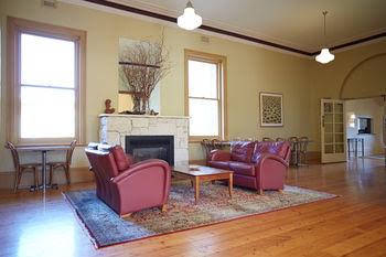 Whitehall Guesthouse Sorrento - Accommodation Mermaid Beach 3