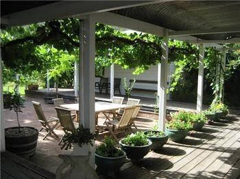 Avoca House & Cottage Accommodation - Accommodation Mermaid Beach 0
