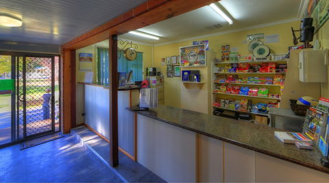 Beechworth Lake Sambell Caravan Park - Accommodation Mermaid Beach 5