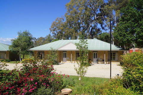 All Seasons Mansfield - Accommodation Mermaid Beach 2