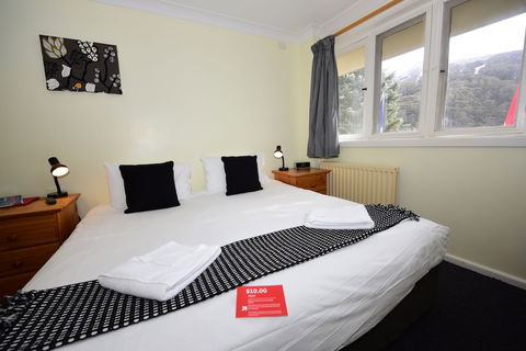Black Bear Inn - Accommodation Mermaid Beach 5