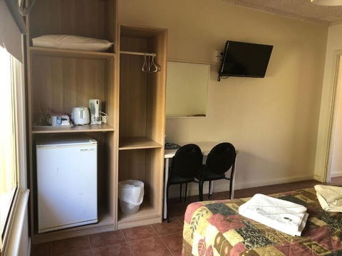 Jurien Bay Hotel - Accommodation Mermaid Beach 2