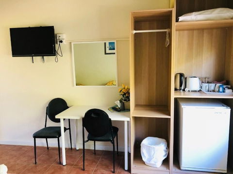 Jurien Bay Hotel - Accommodation Mermaid Beach 4