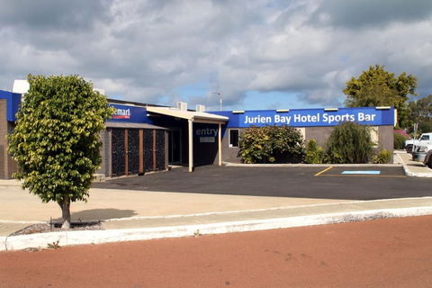Jurien Bay Hotel - Accommodation Mermaid Beach 1
