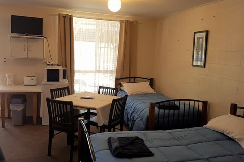 Murray Gardens Cottages & Motel - Accommodation Mermaid Beach 3