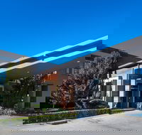 Gibraltar Hotel Bowral - Accommodation Mermaid Beach