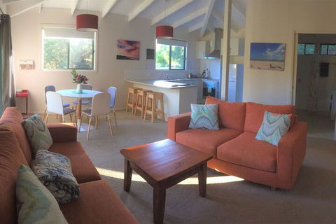 Sandpiper Ocean Cottages - Accommodation Mermaid Beach 3
