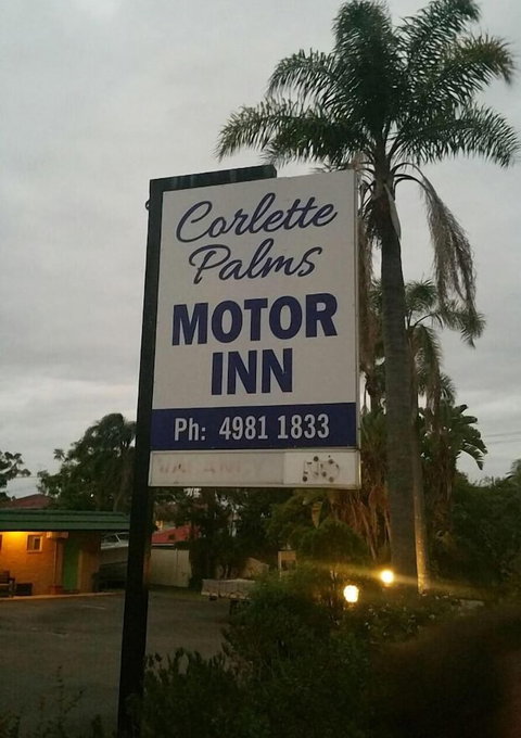 Corlette Palms Motor Inn - Accommodation Mermaid Beach 5