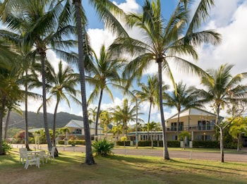 Sails On Horseshoe - Accommodation Mermaid Beach 0