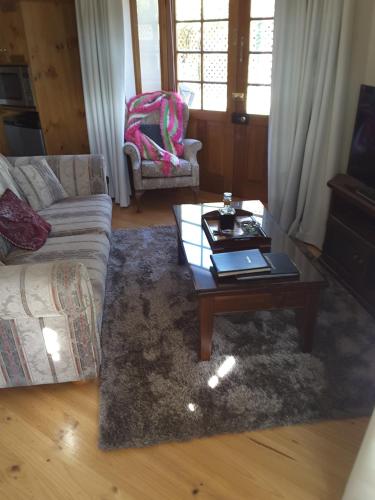 The Dove Cote - Accommodation Mermaid Beach 4