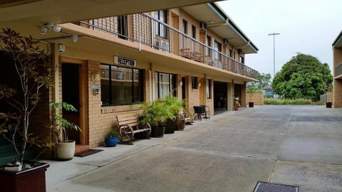 River Street Motel - Accommodation Mermaid Beach 0