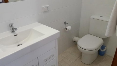 River Street Motel - Accommodation Mermaid Beach 4