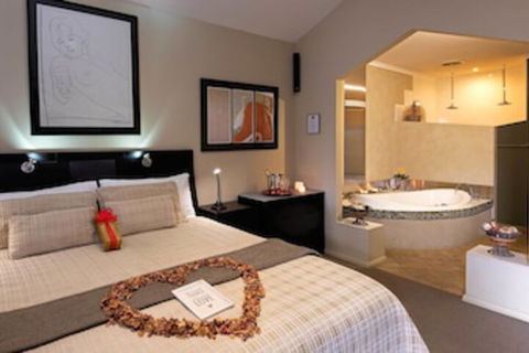 Riverview Rise Retreats - Accommodation Mermaid Beach 0