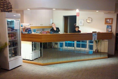 Blue Pacific Motel Swansea - Accommodation Mermaid Beach 1