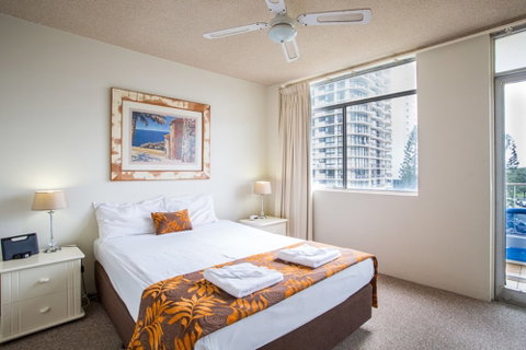 Suntower - Accommodation Mermaid Beach 5