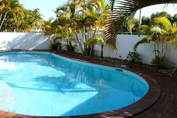 Champelli Palms - Accommodation Mermaid Beach 2