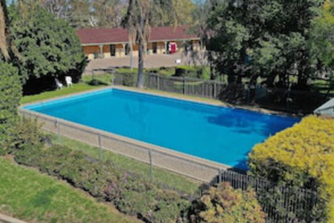 Burke And Wills Motor Inn - Accommodation Mermaid Beach 0