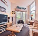 Lhotsky Apartments - Accommodation Mermaid Beach
