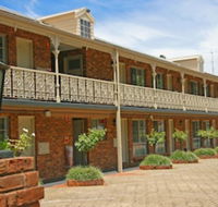 Hermitage Motor Inn - Accommodation Mermaid Beach
