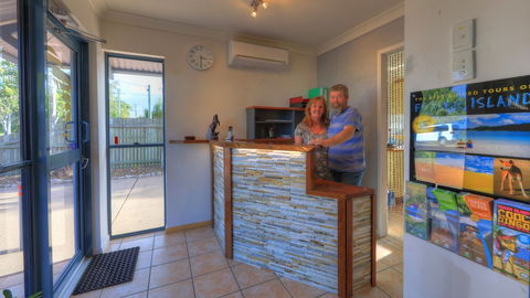 Dolphin Waters Tin Can Bay - Accommodation Mermaid Beach 2