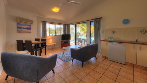 Dolphin Waters Tin Can Bay - Accommodation Mermaid Beach 6