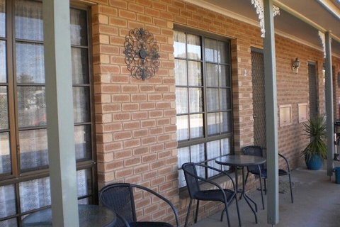 Arcadia Motor Inn - Accommodation Mermaid Beach 2