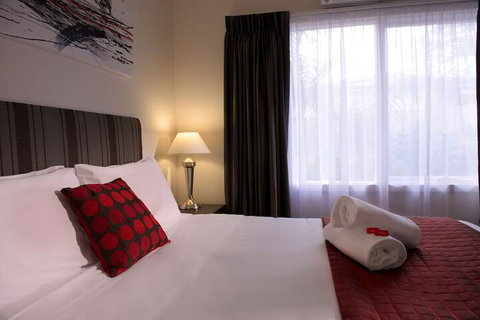 Admiral Motor Inn - Accommodation Mermaid Beach 6