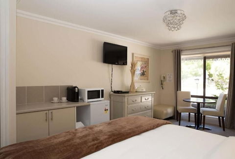 Beechworth On Bridge - Accommodation Mermaid Beach 5
