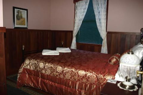 Pemberton Old Picture Theatre Holiday Apartments - Accommodation Mermaid Beach 4
