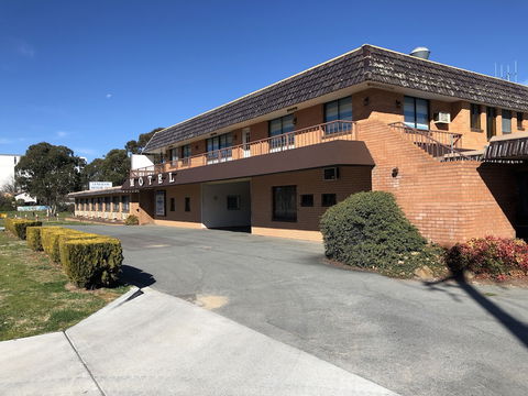 Canberra Lyneham Motor Inn - Accommodation Mermaid Beach 1