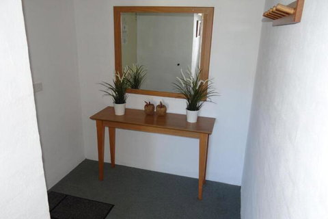 Kirwan Apartments 9 - Accommodation Mermaid Beach 6