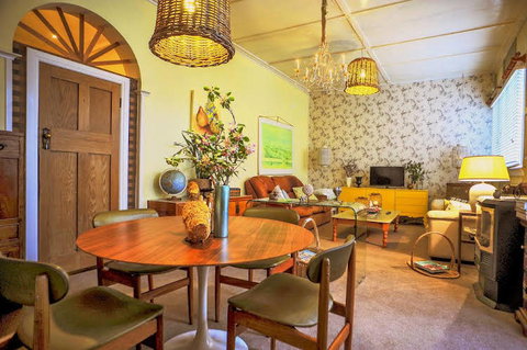 Cromwell House - Accommodation Mermaid Beach 4