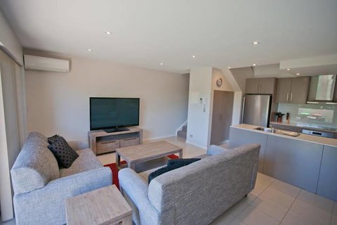 K Bay 7 - Accommodation Mermaid Beach 0