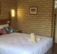Lake Front Motel - Accommodation Mermaid Beach