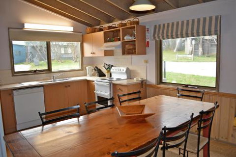 Warrejo - Accommodation Mermaid Beach 2