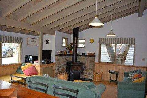 Warrejo - Accommodation Mermaid Beach 5