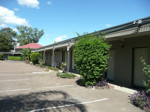 The Hermitage Motel - Accommodation Mermaid Beach 0