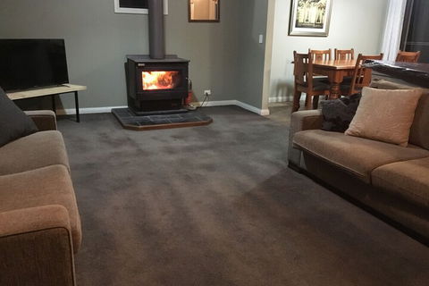 The Rocks Apartments - Accommodation Mermaid Beach 6