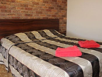 Woomargama Village Hotel Motel - Accommodation Mermaid Beach 5