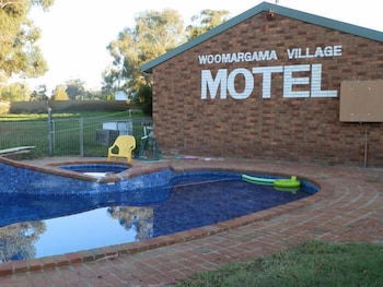 Woomargama Village Hotel Motel - Accommodation Mermaid Beach 0