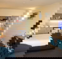Shoreline Hotel - Accommodation Mermaid Beach