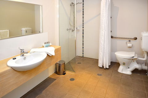 Mackellar Motel - Accommodation Mermaid Beach 5