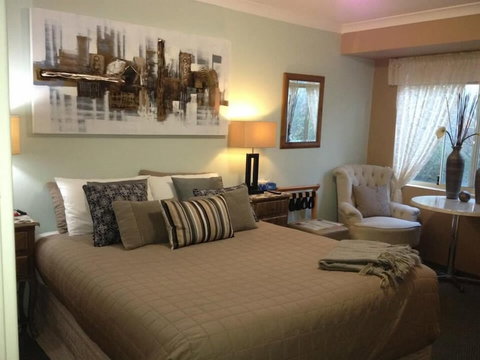 The Grandhouse York - Accommodation Mermaid Beach 3