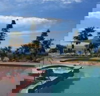 Diamond Beach Holiday Park - Accommodation Mermaid Beach