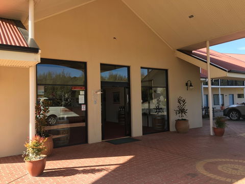 Turners Vineyard Motel And Function Centre - Accommodation Mermaid Beach 2