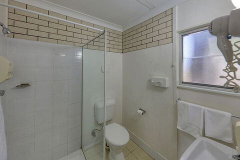 Binalong Motel - Accommodation Mermaid Beach 5