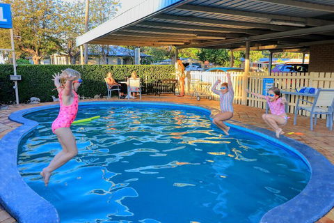 Binalong Motel - Accommodation Mermaid Beach 3