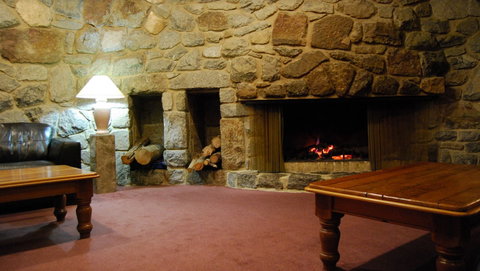 Perisher Manor Hotel - Accommodation Mermaid Beach 4